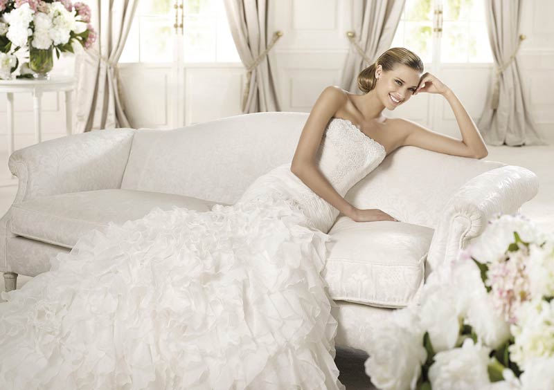 İzmir Gelinlik Firmaları, İzmir Pronovias Gelinlik Modelleri, 2020 Gelinlik Modelleri, Pronovias Gelinlik Fiyatları 2020, 2020 Pronovias Gelinlik Fiyatları 